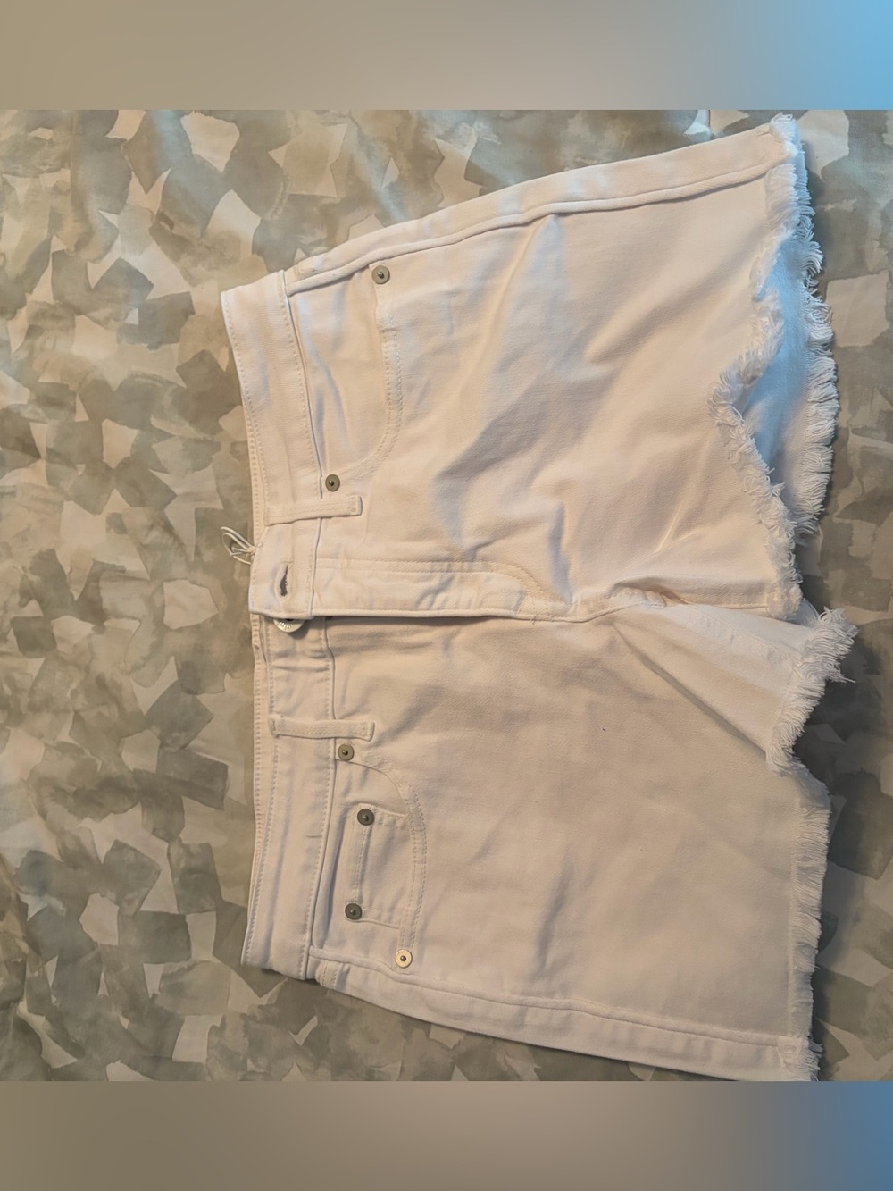 Vineyard vines corded cutoff denim shorts nwt